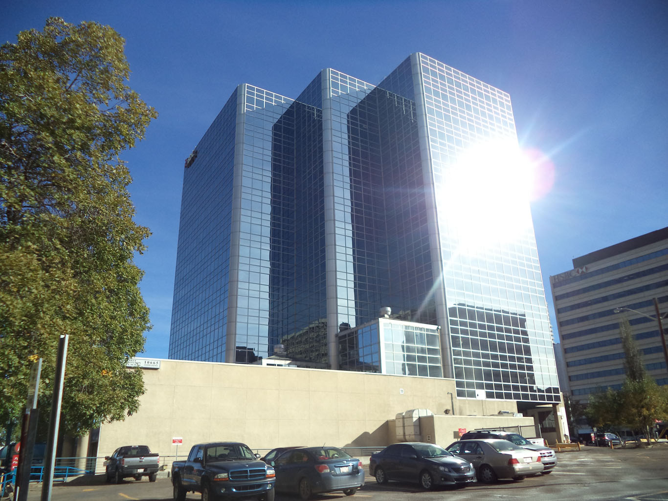 Regus - 10665 Jasper